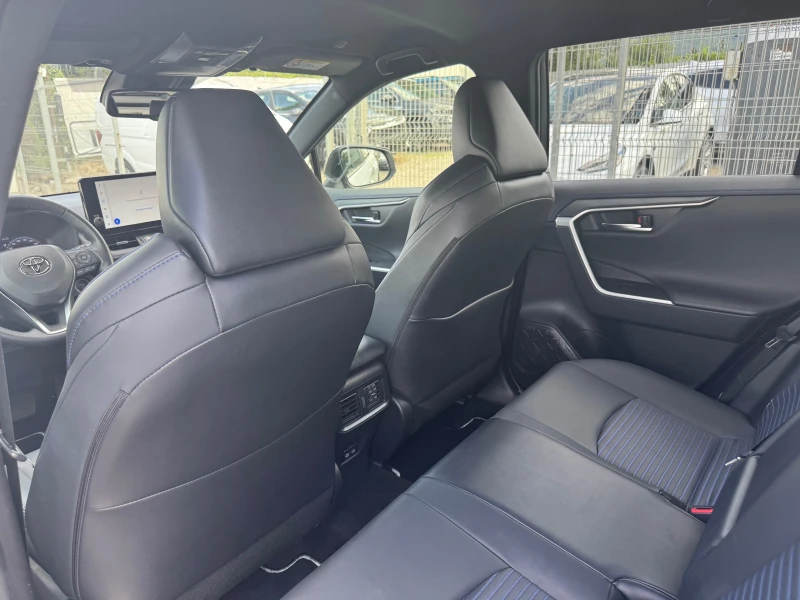 Toyota Rav4, снимка 12 - Автомобили и джипове - 51064816