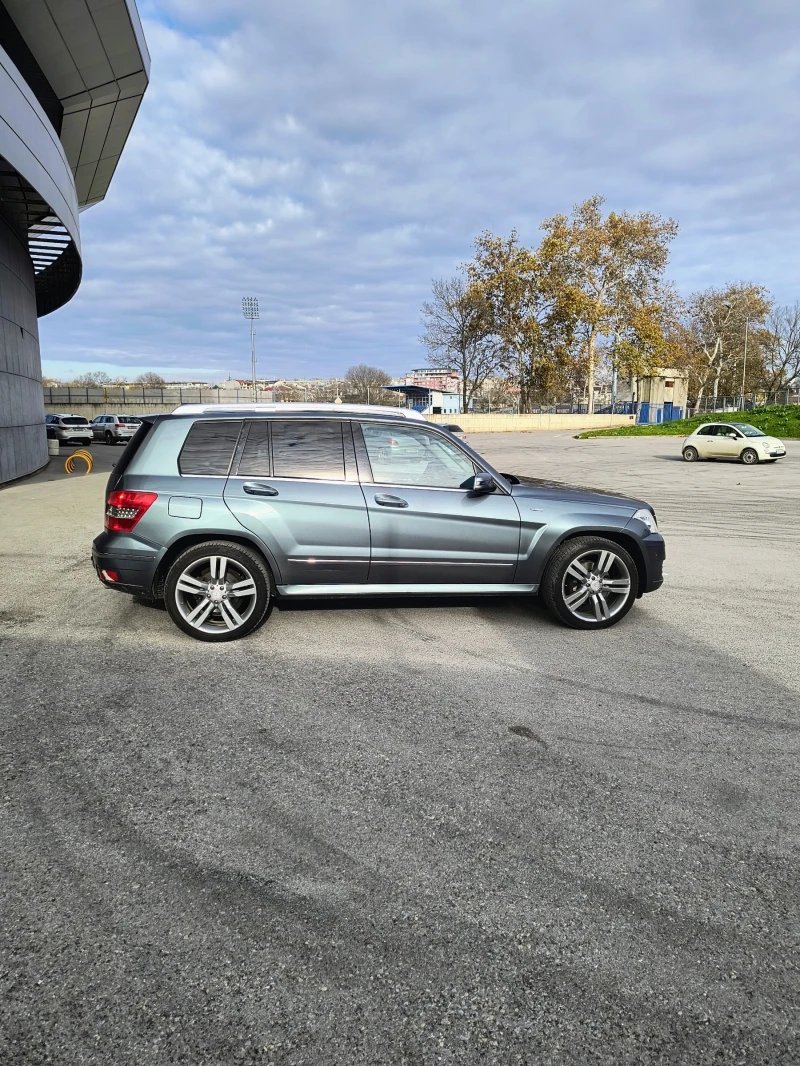 Mercedes-Benz GLK 250-204к.с. Панорама Кеуless go Памет Безключово, снимка 3 - Автомобили и джипове - 52640395
