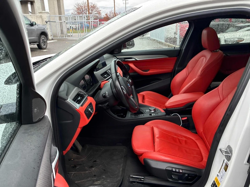 BMW X2 * 28i* CARFAX * БЕЗ ПЪРВОНАЧАЛНА ВНОСКА, снимка 6 - Автомобили и джипове - 52791671