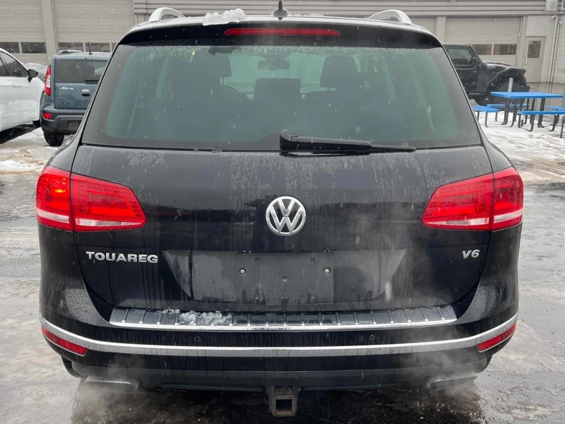 VW Touareg * 4dr V6 * CARFAX * ЦЕНА ДО БГ, снимка 3 - Автомобили и джипове - 53020340