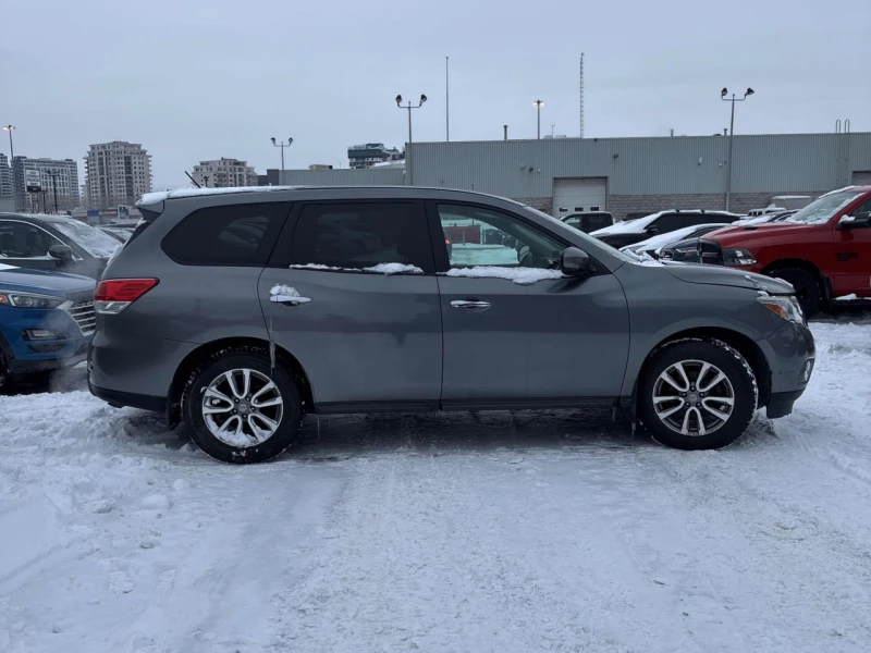 Nissan Pathfinder CARFAX* АВТОФИНАНСИРАНЕ БЕЗ ПЪРВОНАЧАЛНА ВНОСКА, снимка 3 - Автомобили и джипове - 53035590