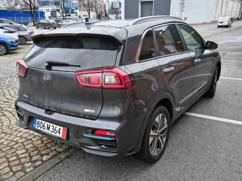 Kia Niro 64kWh 100% SOH, снимка 5 - Автомобили и джипове - 53245005