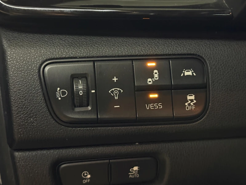 Kia Niro 64kWh 100% SOH, снимка 8 - Автомобили и джипове - 53245005