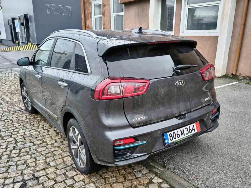 Kia Niro 64kWh 100% SOH, снимка 4 - Автомобили и джипове - 53245005