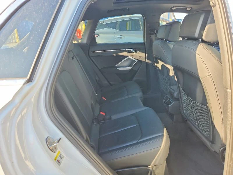 Audi Q3 QUATTRO , снимка 11 - Автомобили и джипове - 55232288