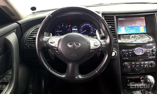 Infiniti QX70 3.0D * AWD * ШИБИДАХ * ОБДУХВАНЕ * , снимка 6 - Автомобили и джипове - 56066402