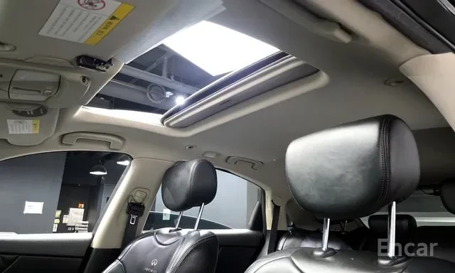 Infiniti QX70 3.0D * AWD * ШИБИДАХ * ОБДУХВАНЕ * , снимка 14 - Автомобили и джипове - 56066402