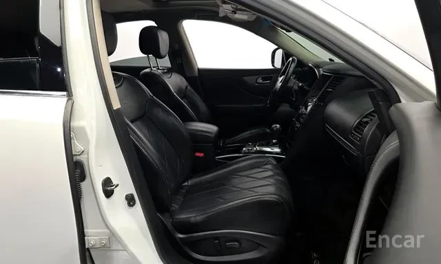 Infiniti QX70 3.0D * AWD * ШИБИДАХ * ОБДУХВАНЕ * , снимка 11 - Автомобили и джипове - 56066402