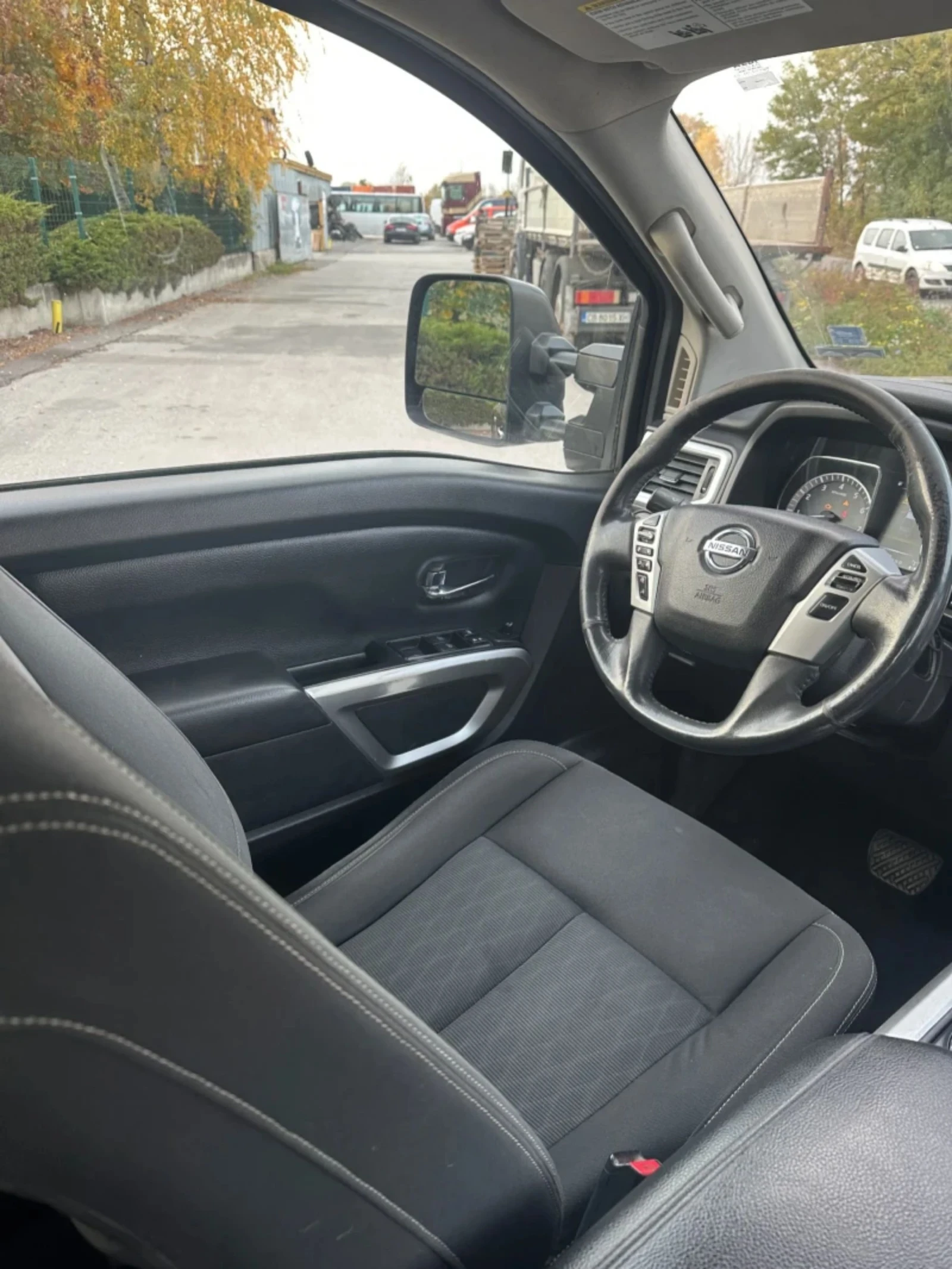 Nissan Titan crew cab  - изображение 6