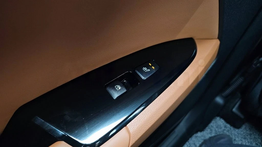 Kia Sportage LPG 2.0 2WD Signature | Mobile.bg — изображение 11