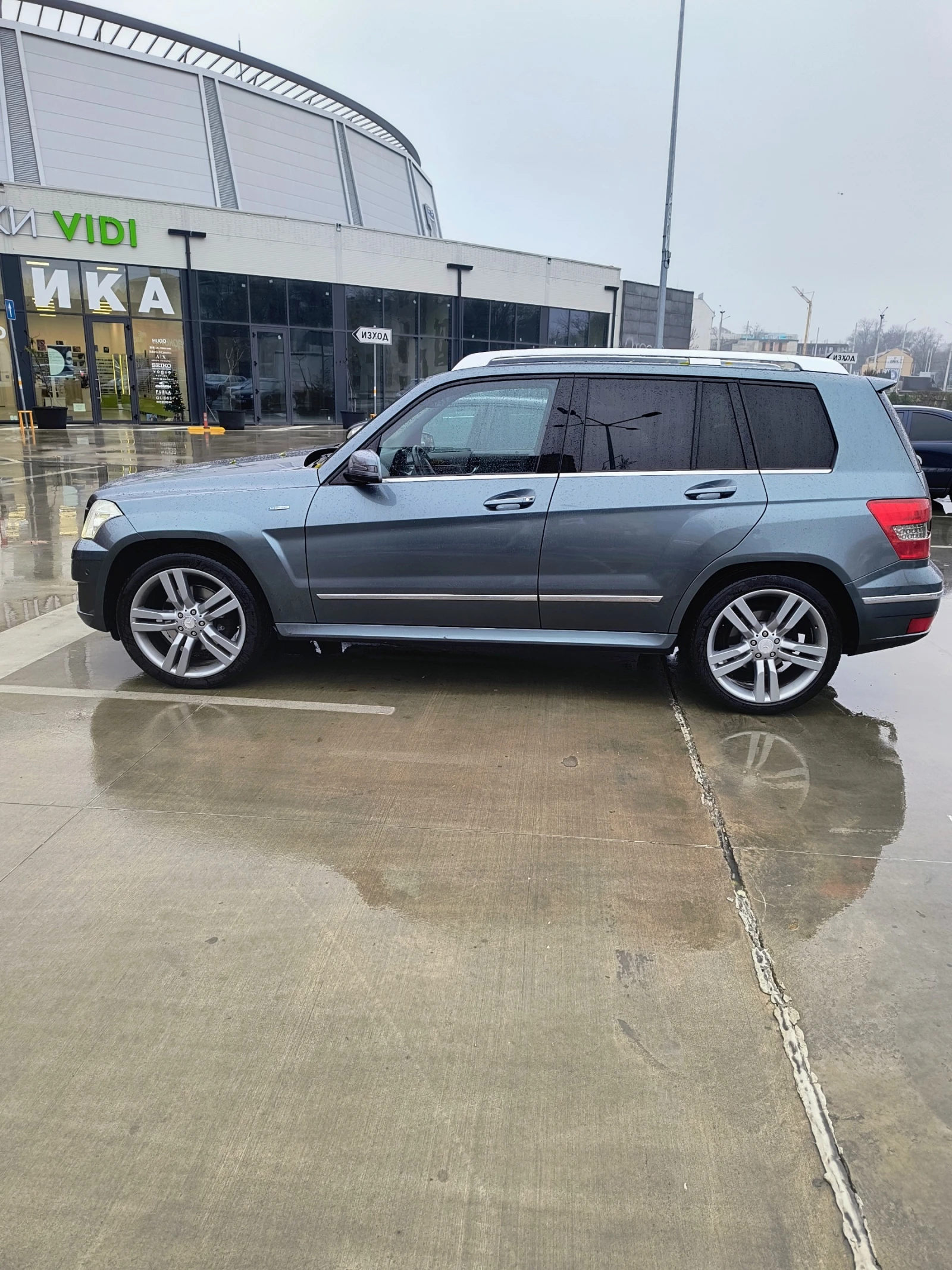 Mercedes-Benz GLK 250-204к.с. Панорама Кеуless go Памет Безключово - изображение 7