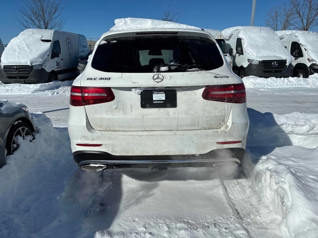 Mercedes-Benz GLC * ПАНОРАМА * 360 * ПРЕДСТАВИТЕЛСТВО НА MERCEDES - изображение 5