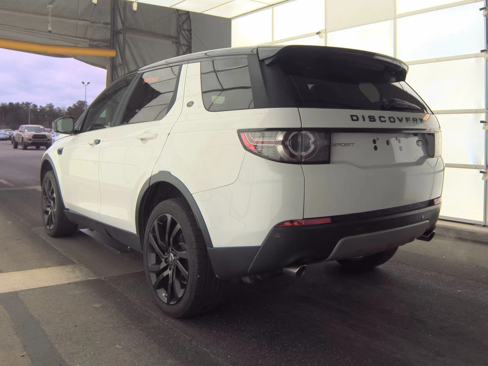 Land Rover Discovery Sport  - изображение 6