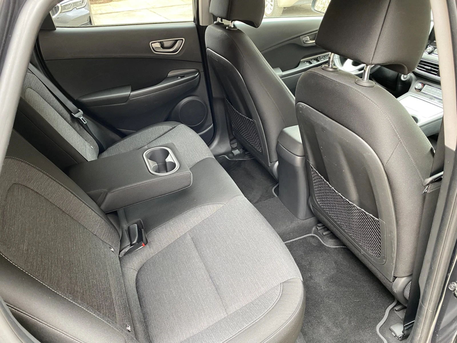 Hyundai Kona Fashion/ Electric/ 64 kWh/ 100% SOH/ Bluelink/ , снимка 13 - Автомобили и джипове - 54046257