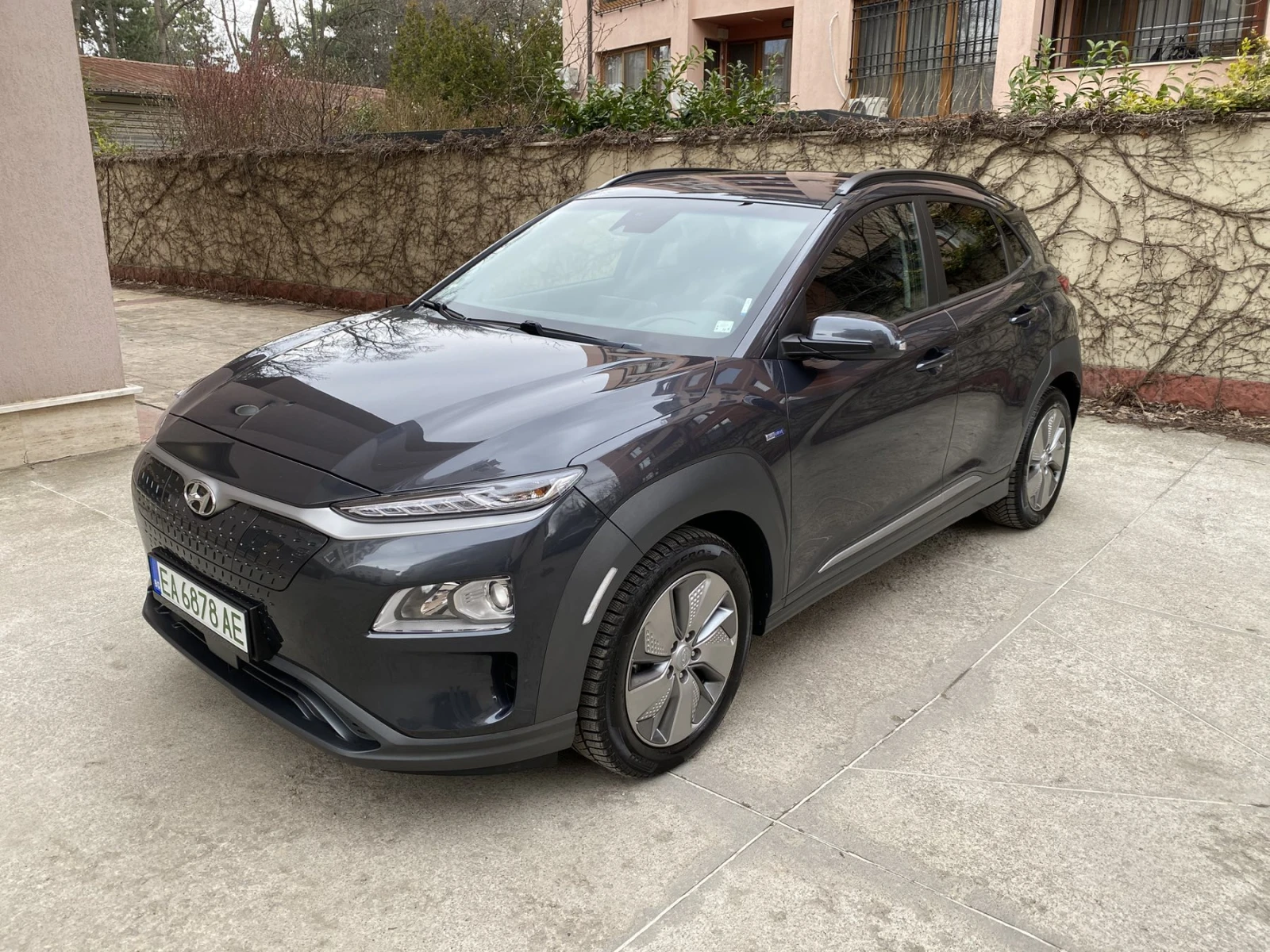 Hyundai Kona Fashion/ Electric/ 64 kWh/ 100% SOH