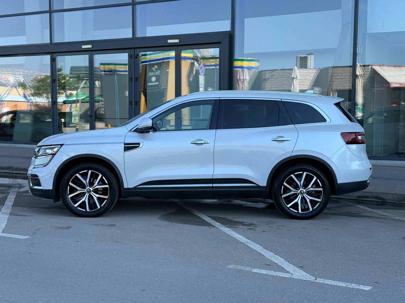 Renault Koleos 6 МЕСЕЦА ГАРАНЦИЯ/2.0DCI 4x4 190кс. От България, снимка 2 - Автомобили и джипове - 54680391