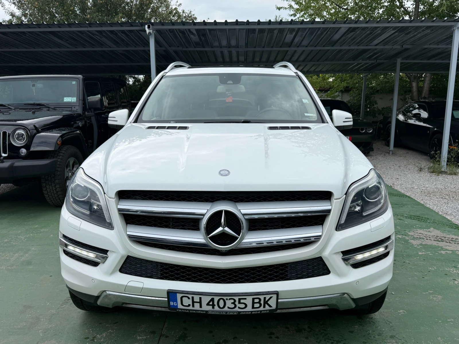 Mercedes-Benz GL 350 AMG-PACKAGE, BLUETEC, FULL SERVICE HISTORY, снимка 2 - Автомобили и джипове - 55407163