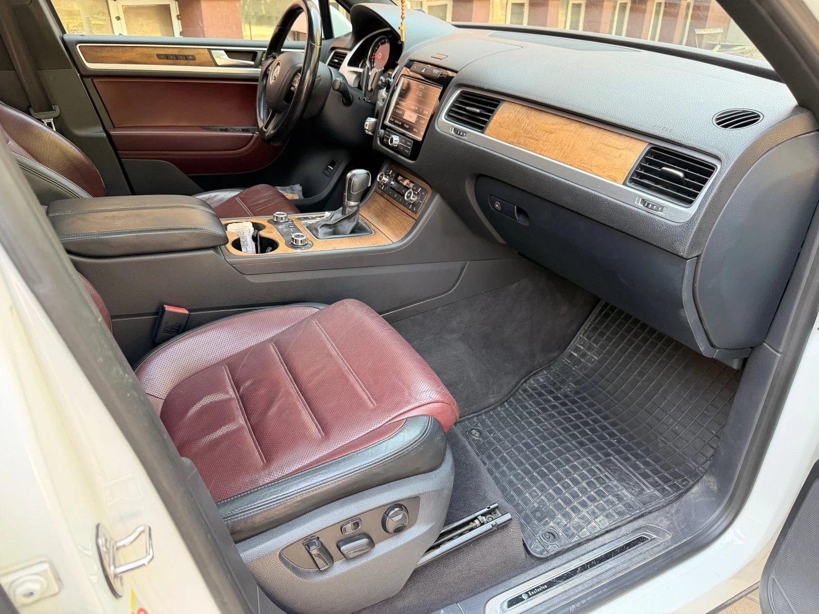 VW Touareg 3.0TDI 245 8ZF 4motion EXLUSIVE, снимка 15 - Автомобили и джипове - 55596621