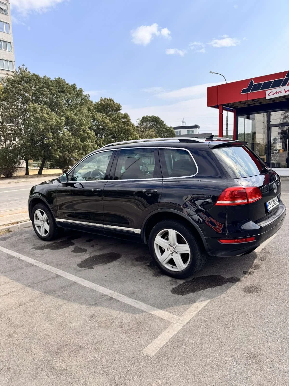 VW Touareg 3.0D, снимка 2 - Автомобили и джипове - 56325852