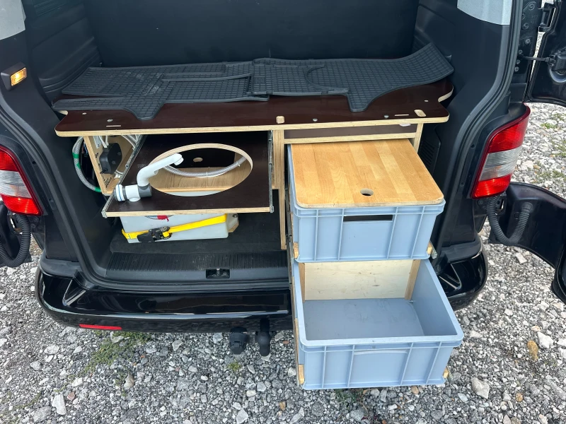 VW Multivan 2.5TDI 131kc 4x4 LONG, снимка 15 - Бусове и автобуси - 52020774