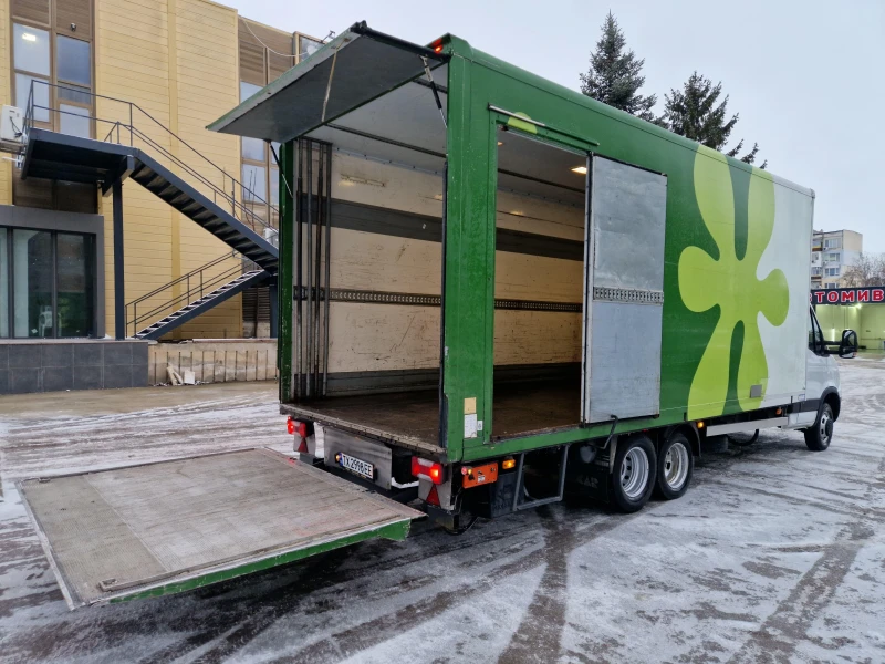 Iveco Daily 40C18* 3500 кг , снимка 8 - Бусове и автобуси - 53433351