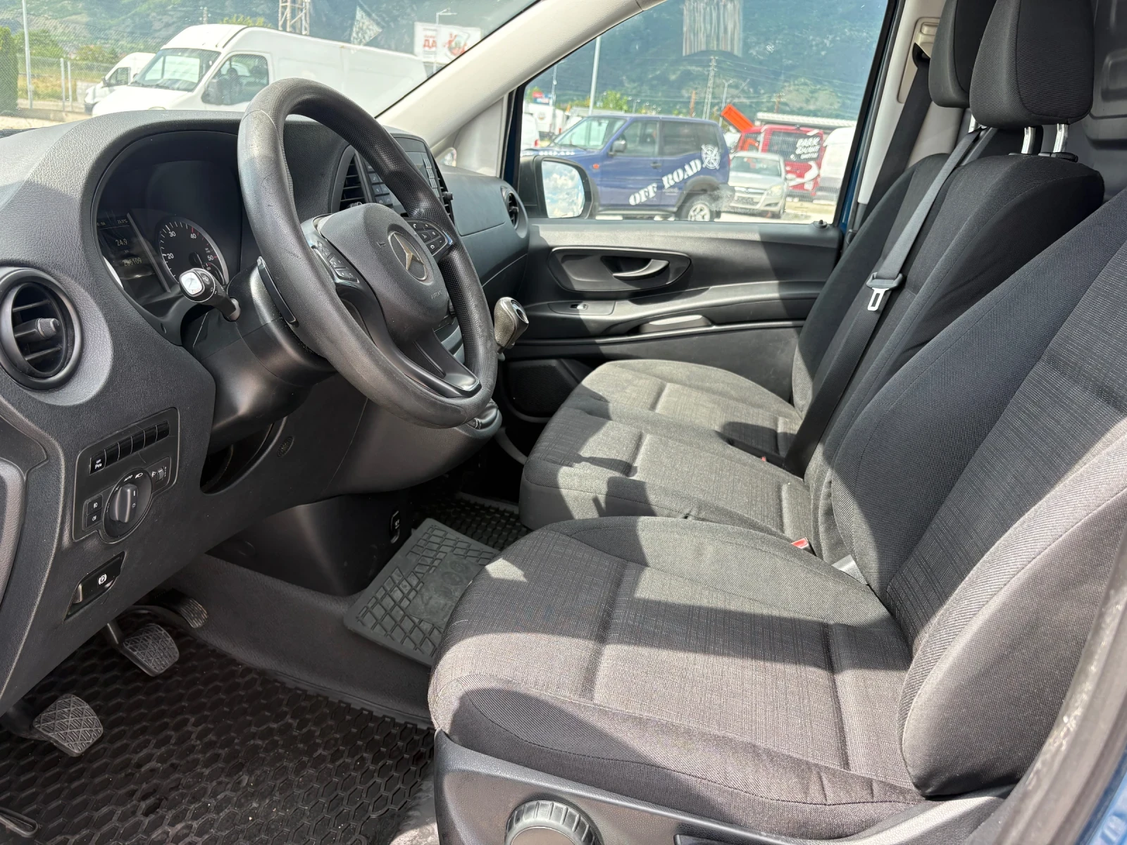 Mercedes-Benz Vito 111 CDI, снимка 8 - Бусове и автобуси - 54662680