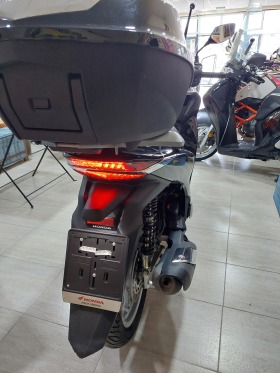 Honda Sh 125cc, снимка 10 - Мотоциклети и мототехника - 43214090