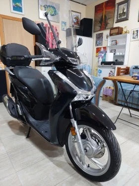 Обява за продажба на Honda Sh 125cc ~5 900 лв. - изображение 1