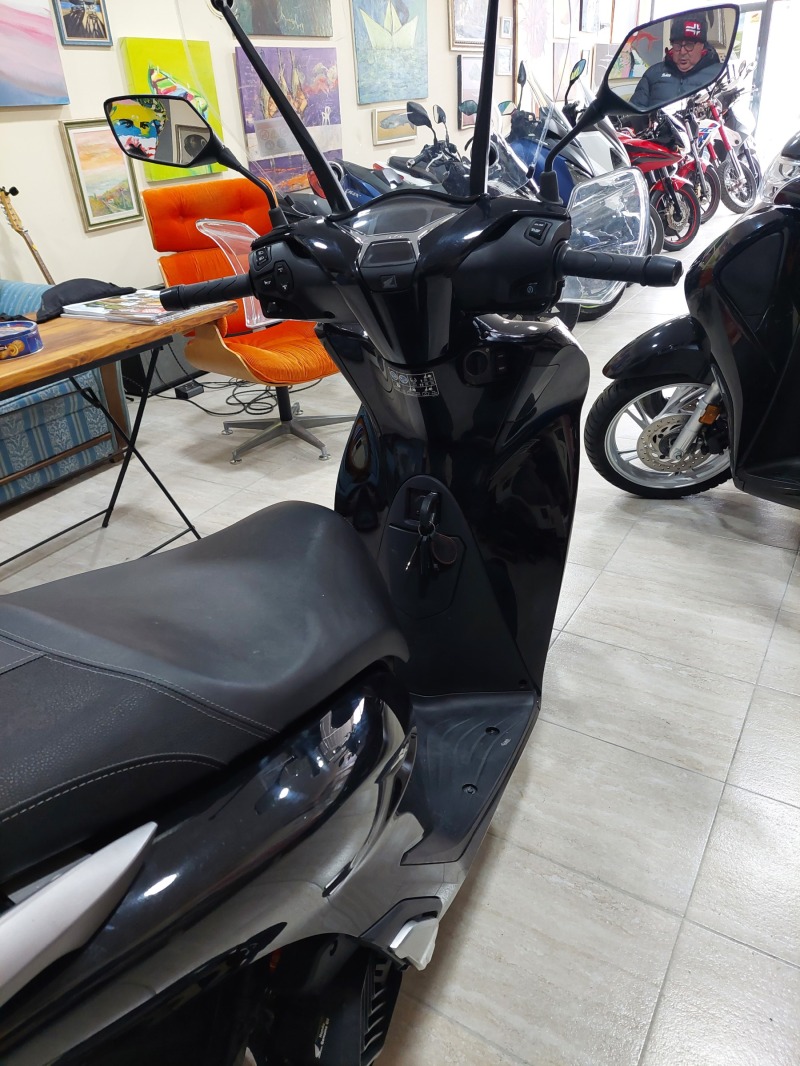 Honda Sh 125cc, снимка 6 - Мотоциклети и мототехника - 43214090
