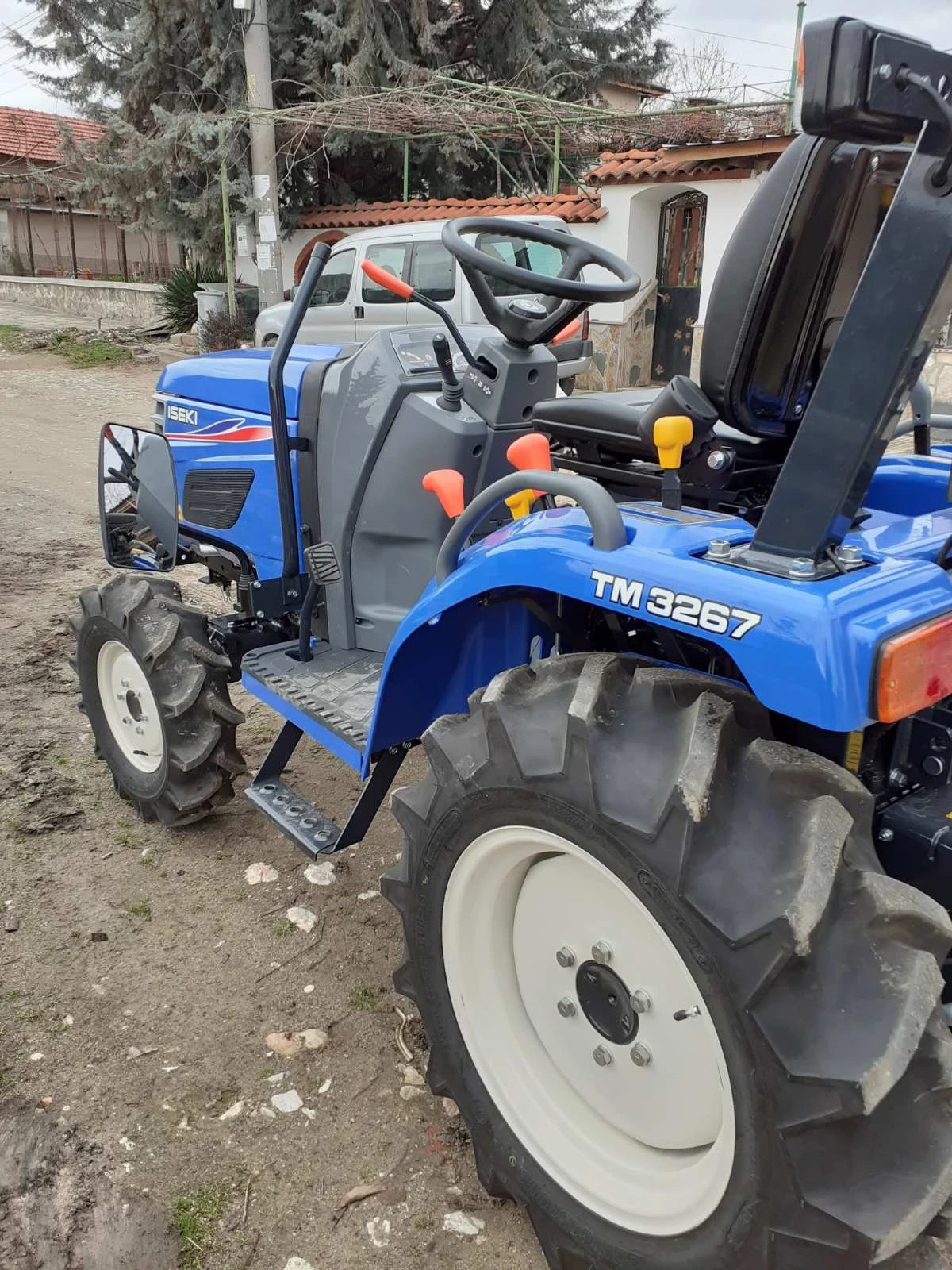 Трактор ISEKI  - изображение 4