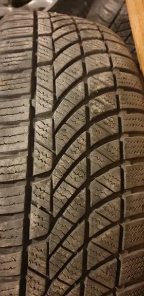 Гуми Зимни 225/65R17, снимка 1