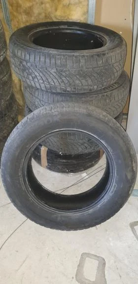 Гуми Зимни 225/65R17, снимка 6