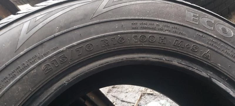 Гуми Зимни 215/70R16, снимка 5 - Гуми и джанти - 31495579