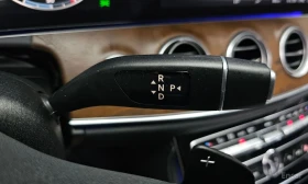 Mercedes-Benz E 300 ОБДУХВАНЕ * ДИСТРОНИК * HEAD-UP * BURMESTER  - 23500 € / 45962.00 лв. - 66787870 13