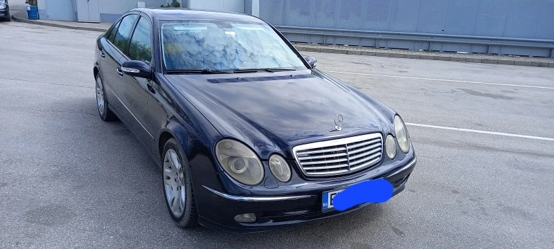 Mercedes-Benz E 270 Елегант, снимка 3 - Автомобили и джипове - 42175134