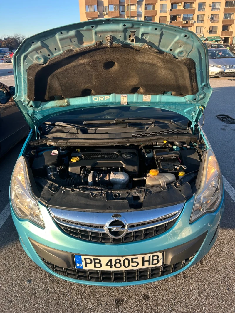 Opel Corsa, снимка 12 - Автомобили и джипове - 49440432