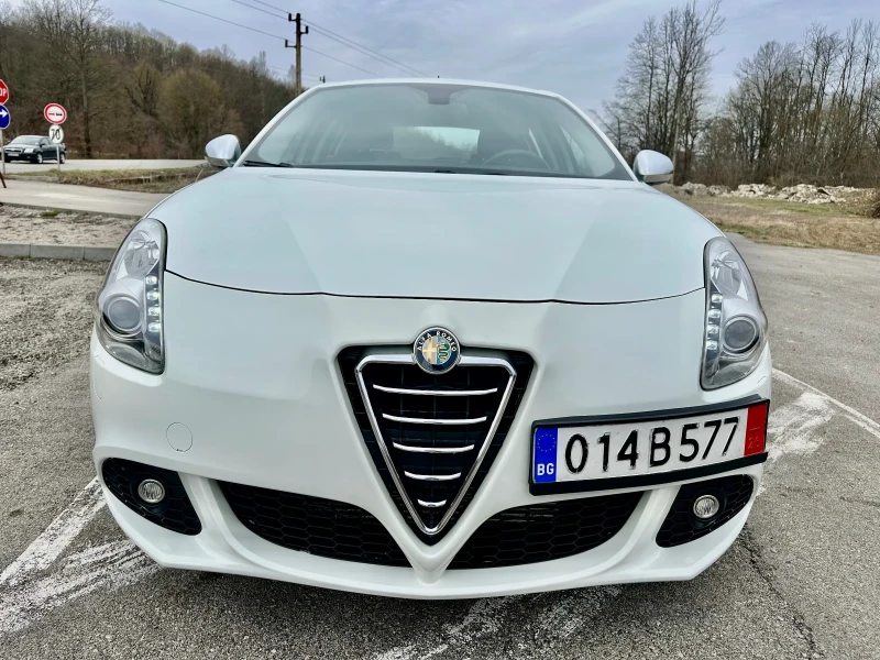 Alfa Romeo Giulietta 2.0JTD* LED* REALNI KM* , снимка 2 - Автомобили и джипове - 49486385