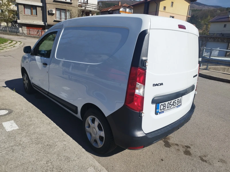 Dacia Dokker 1.6, снимка 3 - Автомобили и джипове - 52505471
