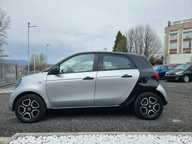 Smart Forfour 1.0i/AC, снимка 6 - Автомобили и джипове - 50325282