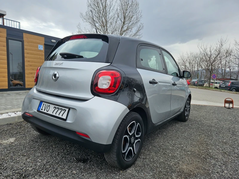 Smart Forfour 1.0i/AC, снимка 4 - Автомобили и джипове - 50325282