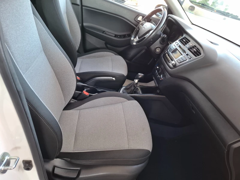 Hyundai I20 1.2 LED EURO6, снимка 11 - Автомобили и джипове - 51759329