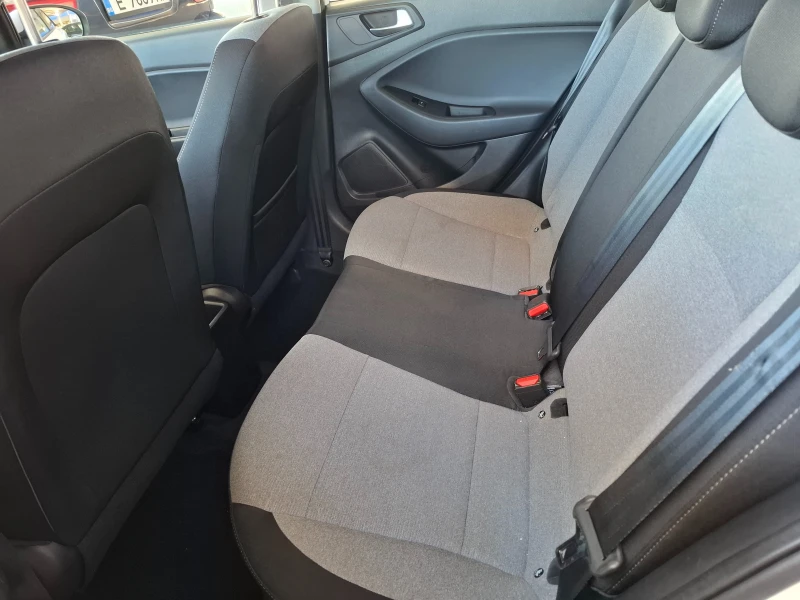 Hyundai I20 1.2 LED EURO6, снимка 5 - Автомобили и джипове - 51759329