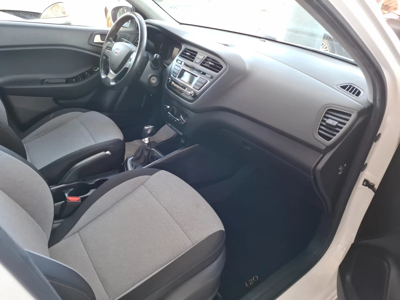 Hyundai I20 1.2 LED EURO6, снимка 10 - Автомобили и джипове - 51759329