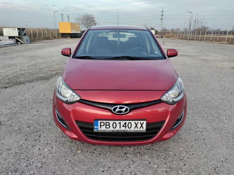 Hyundai I20 1.2i 2013 Регистриран Обслужен, снимка 2 - Автомобили и джипове - 52020809