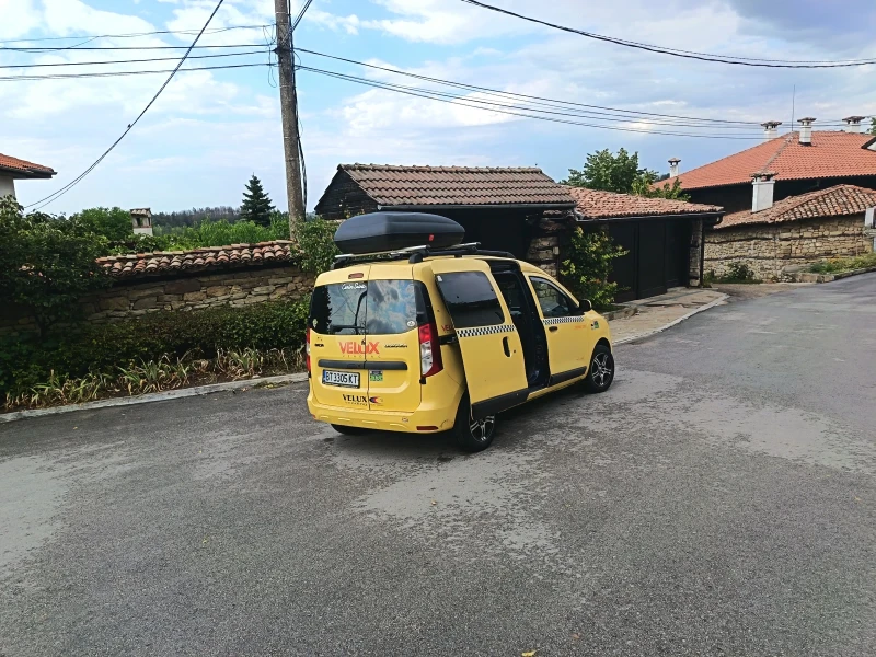 Dacia Dokker 1.6, снимка 10 - Автомобили и джипове - 53026014