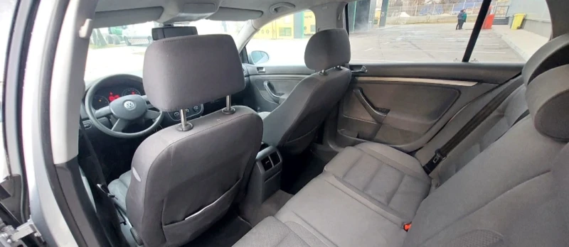 VW Golf, снимка 6 - Автомобили и джипове - 52414142