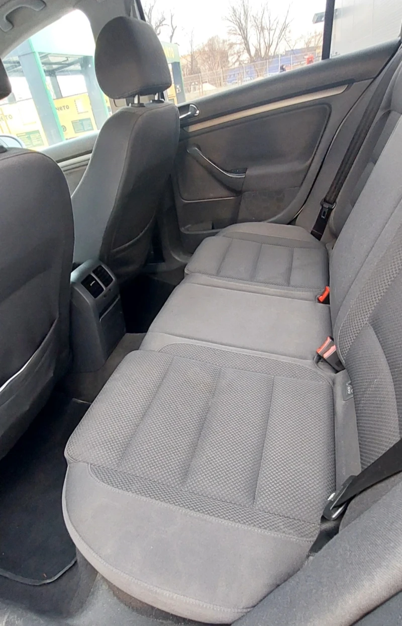 VW Golf, снимка 7 - Автомобили и джипове - 52414142