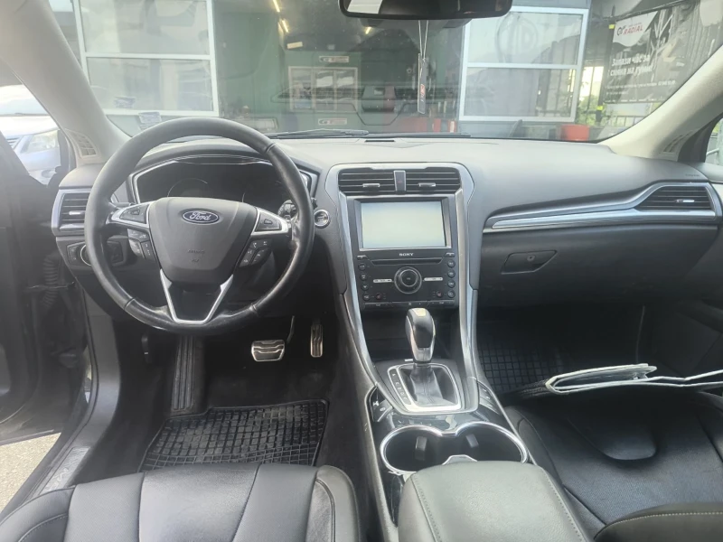 Ford Mondeo 2.0 EcoBoost ST-Line FULL LED Digital, снимка 8 - Автомобили и джипове - 52657212