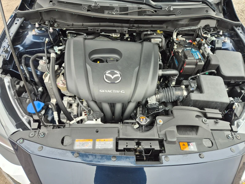 Mazda 2 SKYACTIV-G/HYBRID/FULL/GERMANY, снимка 10 - Автомобили и джипове - 53131265