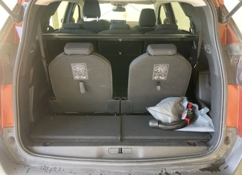 Peugeot 5008 1, 5 BLUEHDI 130 ACTIVE PACK.7 MESTA, снимка 10 - Автомобили и джипове - 53290745